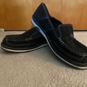 Ariat cruisers black 8.5